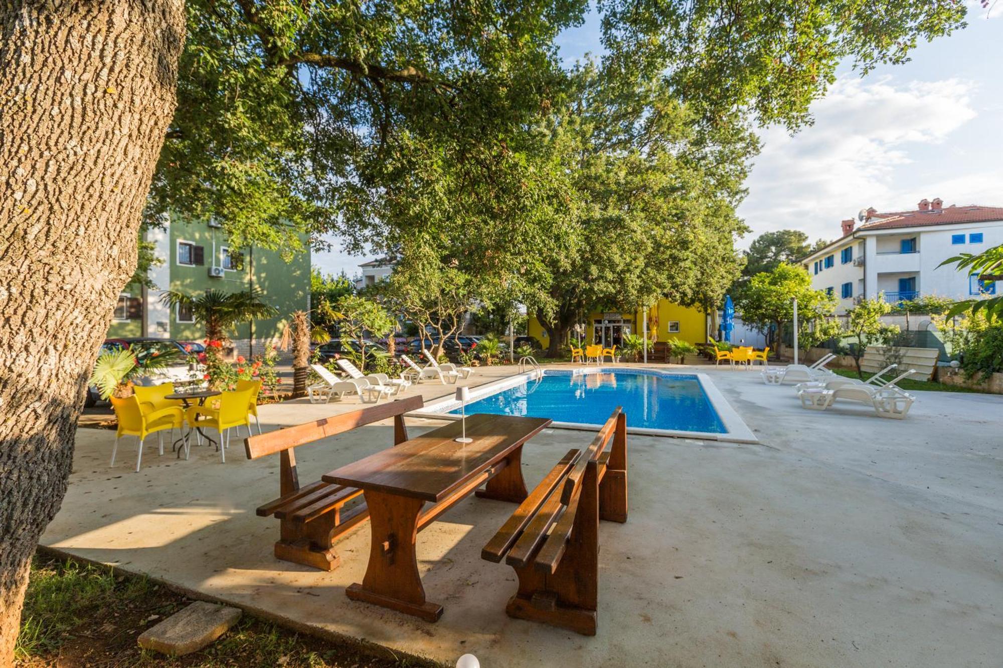 Biergarten Medulin Exterior photo